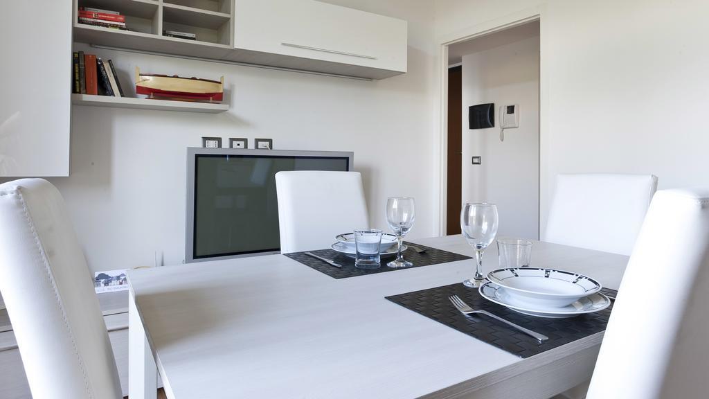 Apartament Italianway-Piazza Firenze Mediolan Zewnętrze zdjęcie